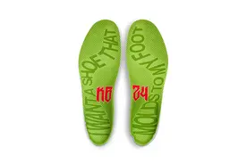 一周运动新品 | Kobe 6圣诞配色复刻十年后回归，Columbia上线热能冬靴系列图片