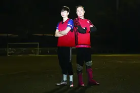 「vs《中国好声音》曹杨」被娱乐圈耽误的球星，申花最欣赏曹赟定图片
