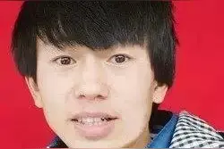 还记得唱《我的滑板鞋》的庞麦郎吗？他演出才9个人看？图片