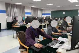 记者探访江苏艺术类省统考评卷现场：评委背对背独立评判图片