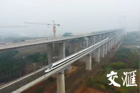长三角地区将开行环线列车 苏北苏中多地增开动车组列车数量翻倍图片