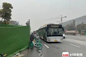 云求助 | 
地铁五线齐发公交大调整 中海国际社区居民出行遇难题图片