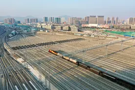 全长600余公里，渝怀铁路增建二线全线开通运营图片