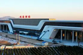 怀柔到北京中心城区最快只需15分钟！京沈客专怀柔南站通过初步验收图片