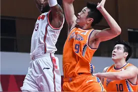 CBA：广东负上海无缘十连胜 北京队降至第十五位图片
