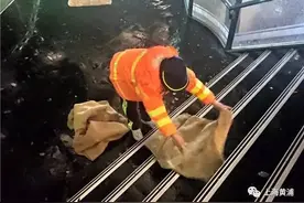 凌晨4点寒风刺骨的街头，这群“城市美容师”在坚守……图片