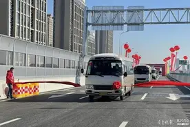 通车！时速80公里，济宁主城区内环高架主线通车图片