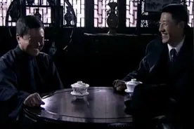 黑玫瑰：郝瀚商量着怎么对付李逸群，带上兄弟和黑玫瑰，准备强攻视频封面