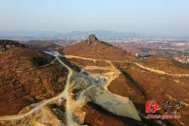 S345新田至二广高速连接线建设提速图片