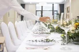 珠海青年男女租下旧厂房，每天捣鼓古怪东西！这职业很少人知道…图片