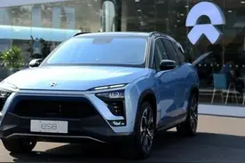 早资道 | 蔚来开启官方二手车业务；摩托罗拉将推一款低价 5G 机型图片