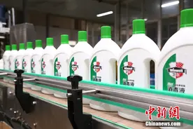 洛娃日化技术专家赵建利：汽车零部件可消毒后使用图片