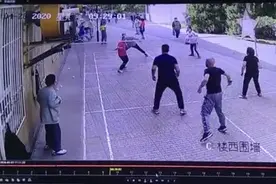 《民法典》实施 北京首案宣判：羽毛球击伤眼睛，男子索赔被驳图片