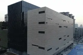 山西最大立体停车场启用！总共24层车位，出场仅2秒图片