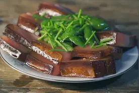 土家腊肉迎新年视频封面