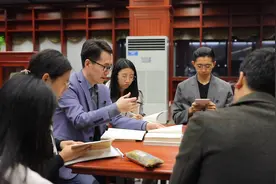 创新思政教育 读书会成“思想驿站”视频封面