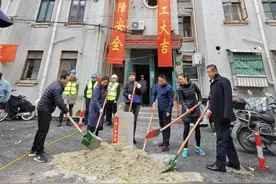 上海调整加装电梯业主表决比例，老公房加装电梯需满足2个条件图片