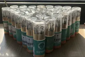 学生办诗会，居民听课，这家开在上海高校旁的二手书店不盈利图片