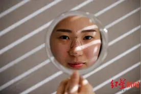 “再不整就没机会了”！戴口罩要整，取口罩也要整 韩国人扎堆去医院整容图片