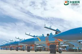 “这是我的战机！”致敬！空军机务兵图片
