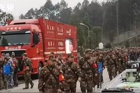 成都警备区首长机关带民兵分队举行战备拉动训练视频封面