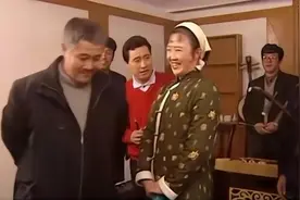 刘老根：赵本山还是有权威的，直接在山庄剧团给儿媳安排个职务！视频封面