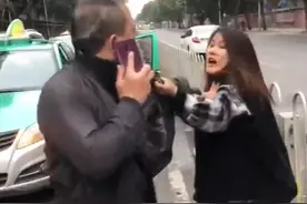 广州两女子当街殴打司机，律师表示涉嫌危害公共安全图片