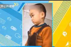 看到奥特曼被打，小朋友瞬间变脸，默默攥紧了拳头视频封面