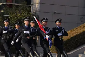 第一次过上自己的节日，听听仍在岗位上坚守的上海民警怎么说图片
