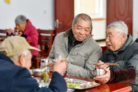 人民日报点赞宁波：农村里养老 越来越安心图片