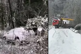 交警回应越野车雪天翻下山：天气原因车未吊出，人没事视频封面