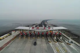 跨海大桥胶州连接线日均车流超3600辆，减免费用近四百万图片