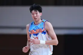 CBA | 周琦当选12月月度最佳防守球员图片