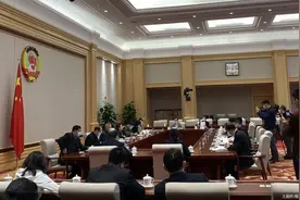北京市政协拟建议将职工医疗互助保障纳入医保体系图片