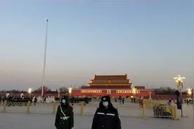 对话骑行39天赴京看升旗的香港青年：现场震撼让人热泪盈眶视频封面
