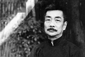《箭正离弦》：理解鲁迅的“放大镜”与“显微镜”图片