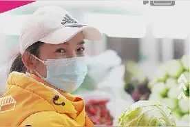 义务送菜送餐，石家庄95后女孩成最美风景线图片