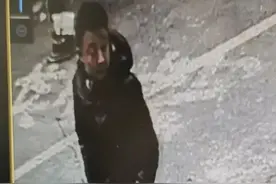 呼和浩特发生一起重大刑事案，嫌疑人潜逃，衣服及手上或沾有血迹图片