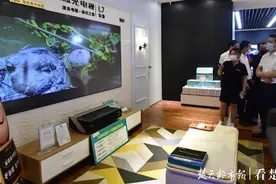 疫情催热家用投影仪市场，不少商家宣传高清护眼，专家称用眼适度更重要图片