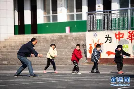 乡村教师朱联明：“一个都不能少”图片