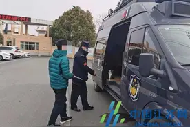 比“顺丰特快”还要快 姜堰巡特警全力护航“小高考”图片