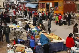 小时候的家乡年俗——赶花画街图片