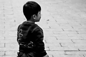 「故乡往事」早年少儿开裆裤图片