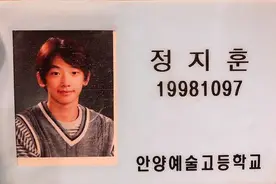 帅哥不会老！39岁单眼皮男神Rain自曝青涩学生照图片
