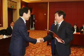 常州一院副院长蒋敬庭荣获常州市“首席专家”称号图片