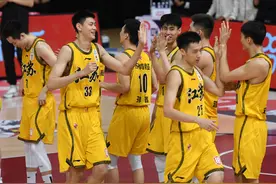 篮球——CBA第二阶段：苏州肯帝亚对阵山东西王图片