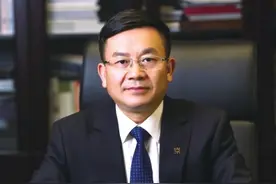 未来金融领域如何加快数字化转型？河南省人大代表王炯：打通数据孤岛可从三方面入手图片