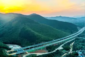 宜长高速公路建成通车图片