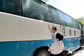 在雪域高原，我们一起倾听花开的声音图片
