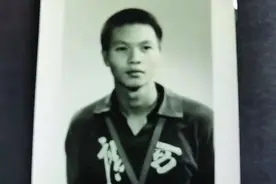 提起这位玉林市泳坛老将，不得不竖起大拇指图片